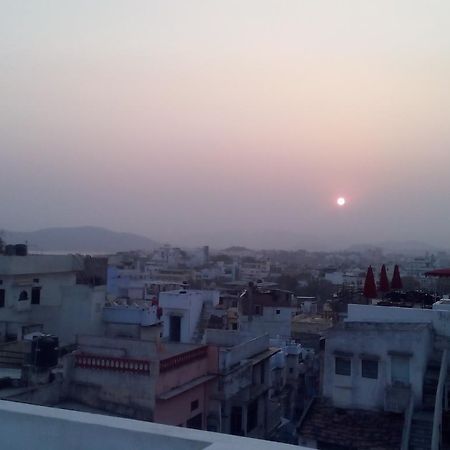 Mewar Avenue Guest House Udaipur Esterno foto
