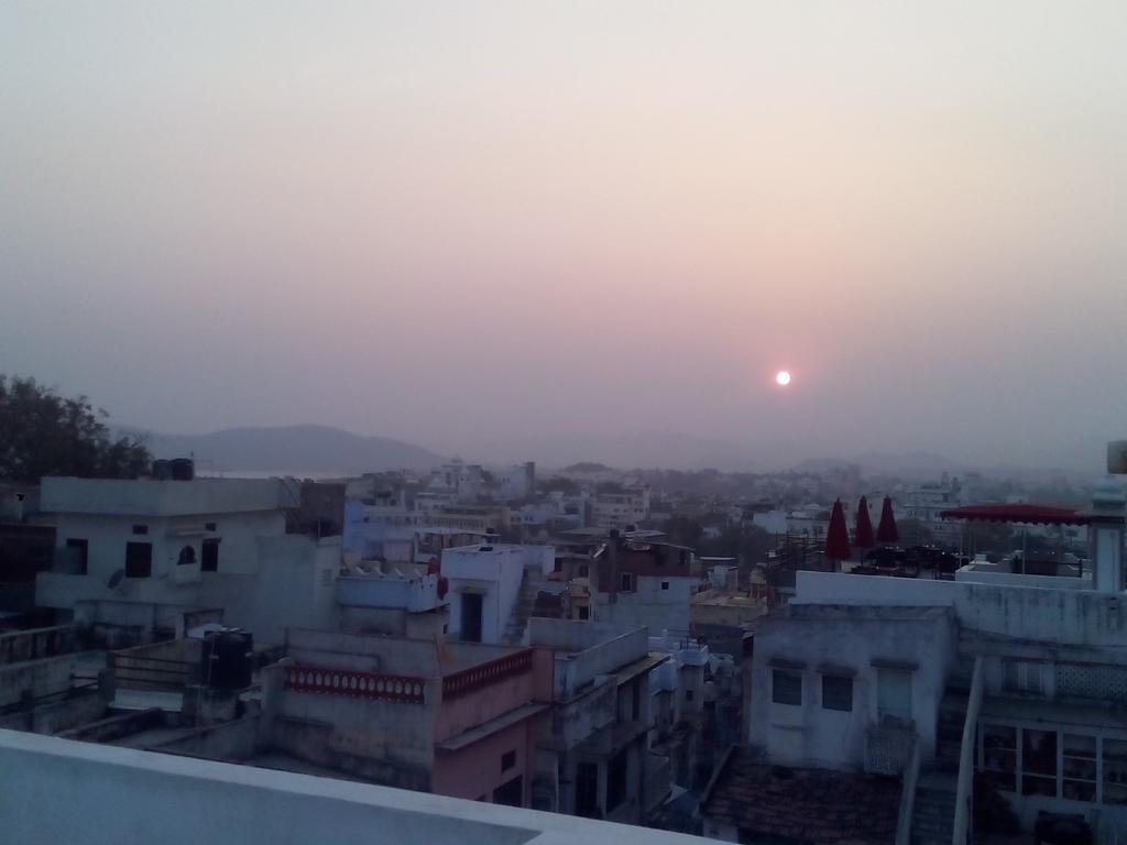 Mewar Avenue Guest House Udaipur Esterno foto